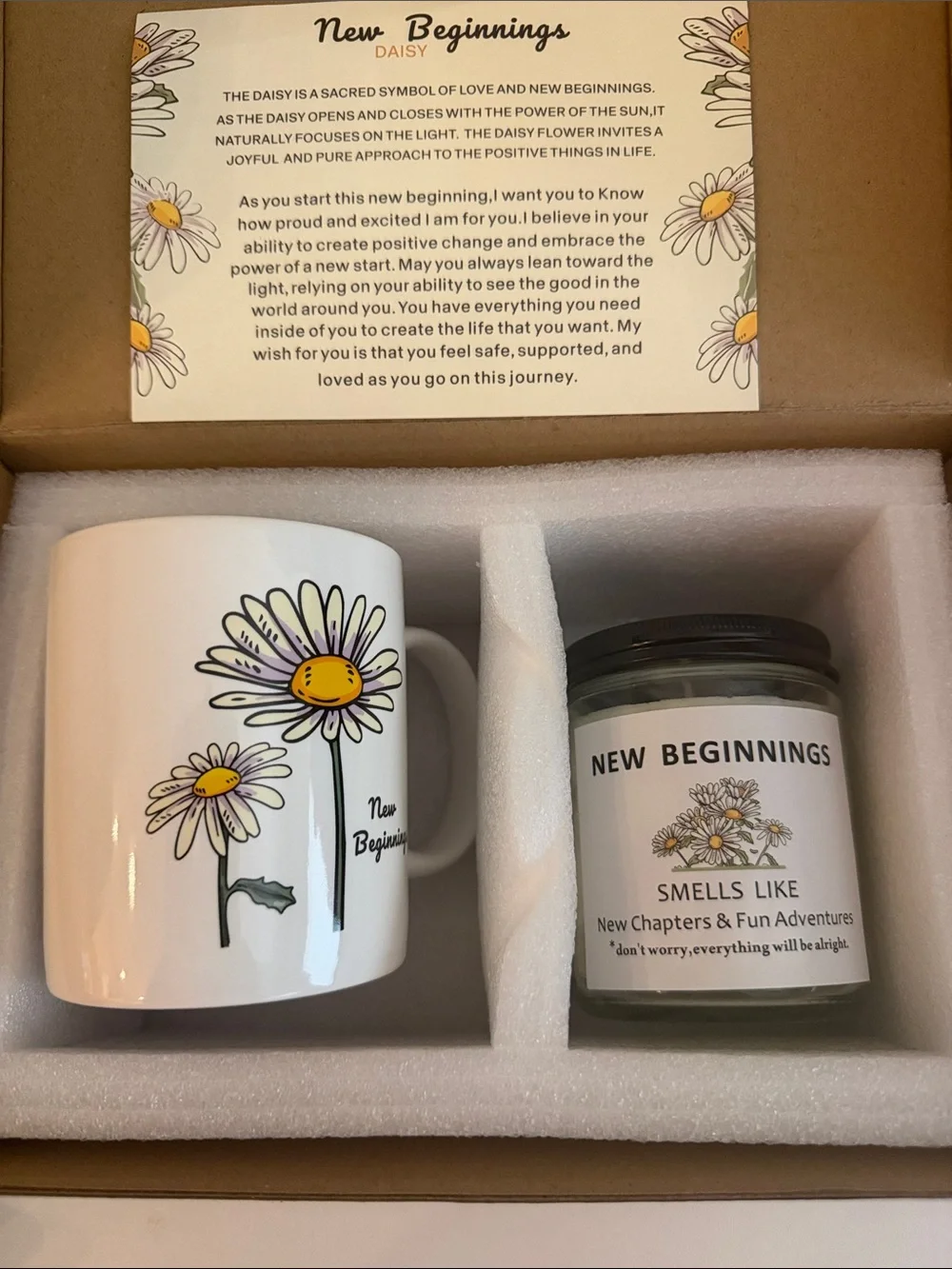 Daisy Mug & Candle Gift Set - White
